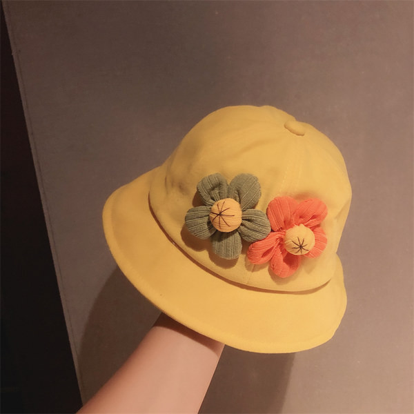 Dječja kapa za djevojčice s 3D cvjetovima