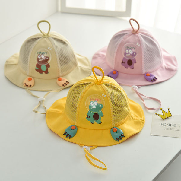 Mitmes värvitoonis võrkudega laste suvine müts