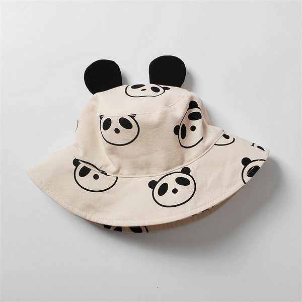 Pandaaplikatsiooniga lastemüts