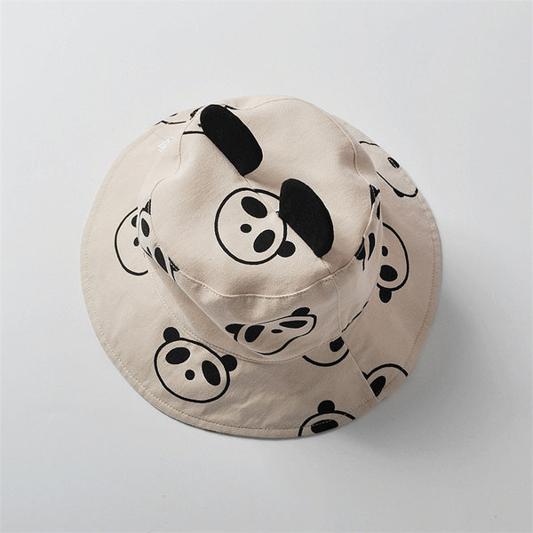 Pandaaplikatsiooniga lastemüts