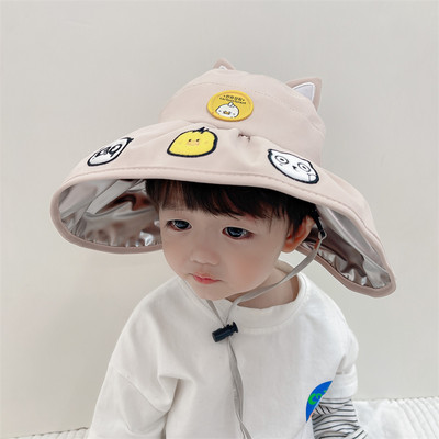 Narmaste ja tikanditega lastemüts