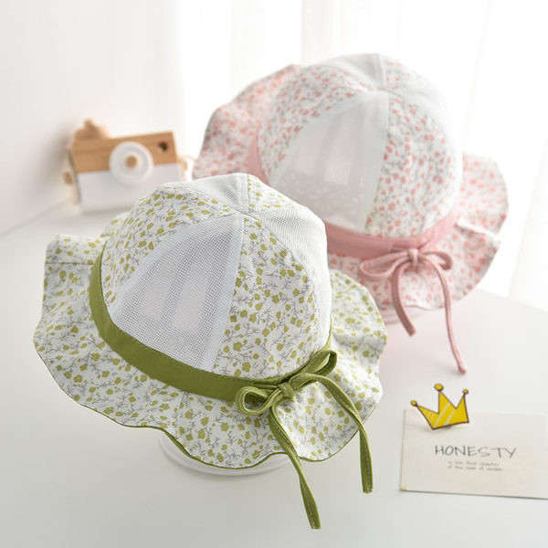 Lillemotiivide ja paelaga võrkkangast lastemüts