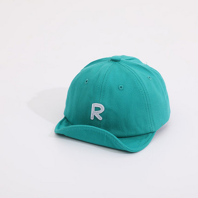 Moodne visiiriga lastemüts - mitut värvi