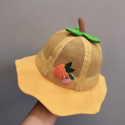 Καλοκαιρινό παιδικό καπέλο με κρόσσια και τρισδιάστατο στοιχείο