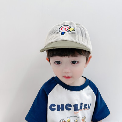 Laste tikandiga võrgust müts