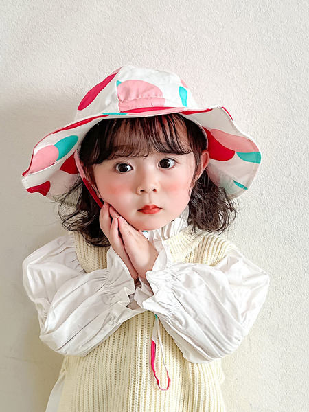 Värviline laia äärega lastemüts tüdrukutele