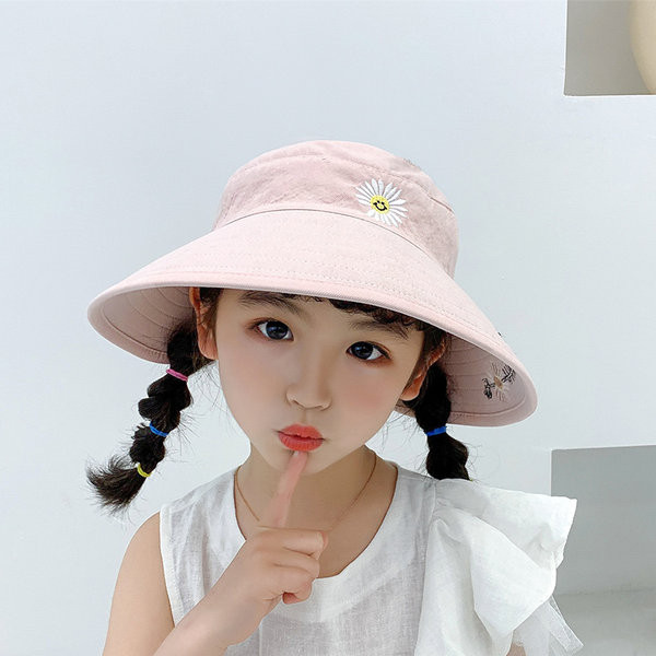 Visiiri ja tikandiga lastemüts tüdrukutele