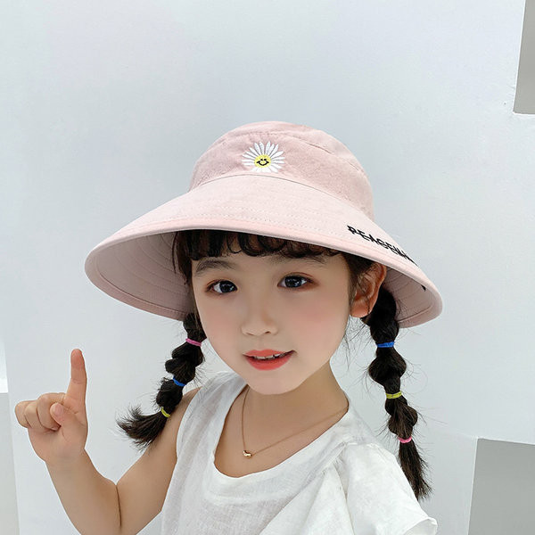 Visiiri ja tikandiga lastemüts tüdrukutele