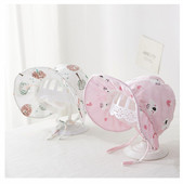 Lastemüts narmaste ja lipsudega