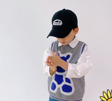 Tikitud kirjaga laste pesapallimüts poistele