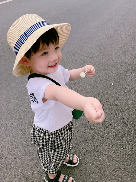 Uus mudel suvine õlgkübar poistele