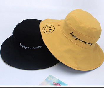 Laste kahepoolne laia äärega müts