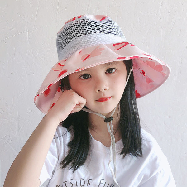 Suvine aplikatsiooni ja lipsudega võrkmüts tüdrukutele