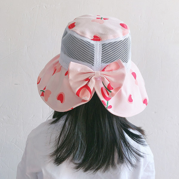 Suvine aplikatsiooni ja lipsudega võrkmüts tüdrukutele