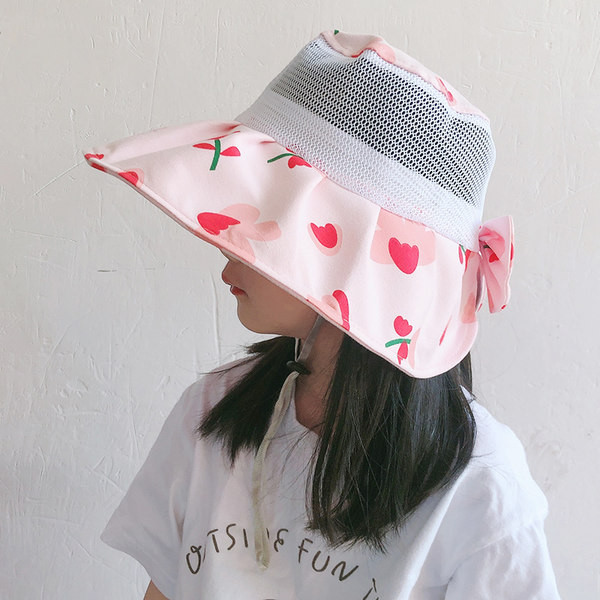 Suvine aplikatsiooni ja lipsudega võrkmüts tüdrukutele