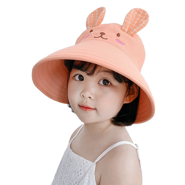 Novi model dječje kape za sunčanje sa 3D elementom