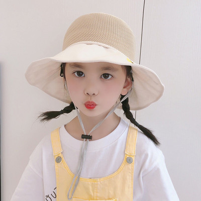 Suurte narmaste ja tikanditega suvemüts tüdrukutele