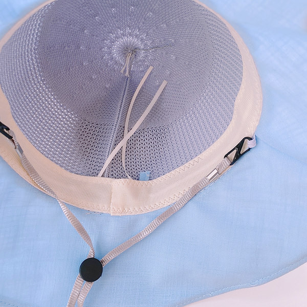 Suurte narmaste ja tikanditega suvemüts tüdrukutele