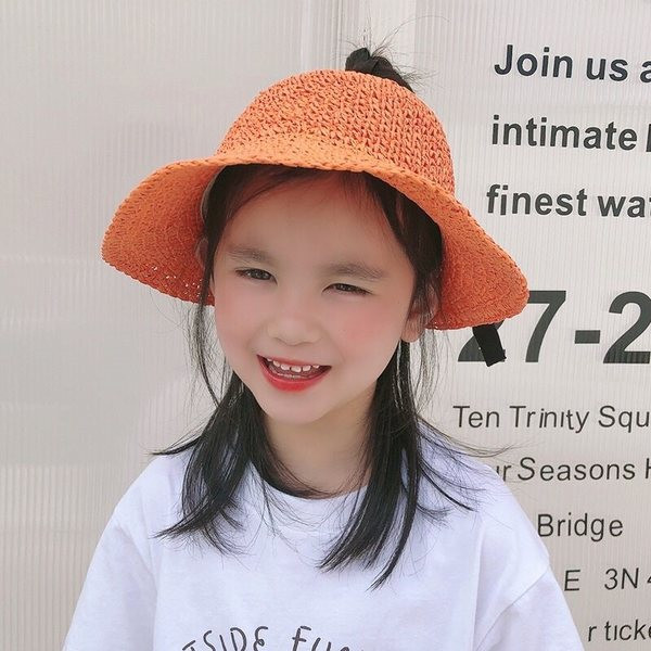 Laste kootud paelaga müts tüdrukutele