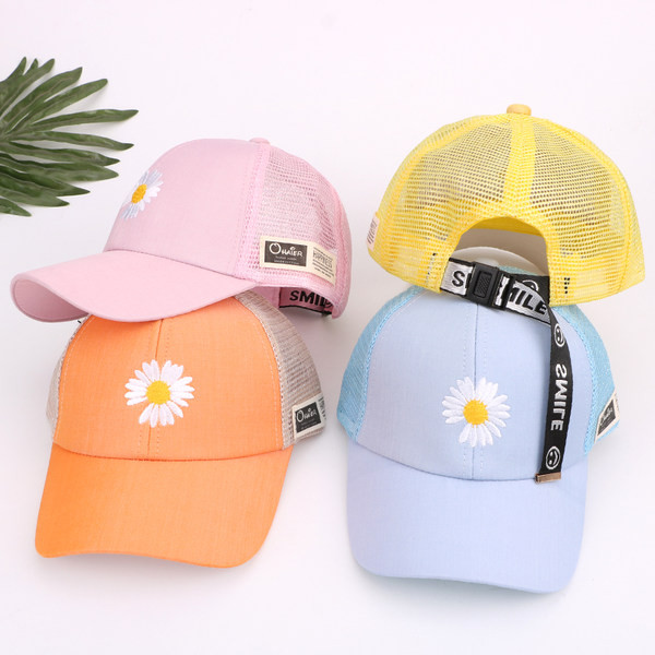 Naujo modelio vaikiška kepurė su siuvinėjimu ir skydeliu mergaitei