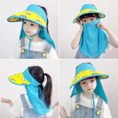 Laia äärega tekstiilist lastevisiir