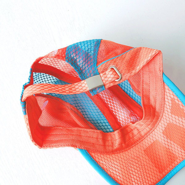 Palarie de plasa pentru baieti cu vizor