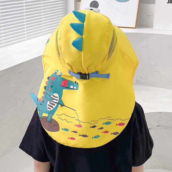 Kalapüügi päikesemüts lehviku ja lipsudega