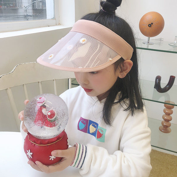 Καλοκαιρινό παιδικό γείσο με κέντημα