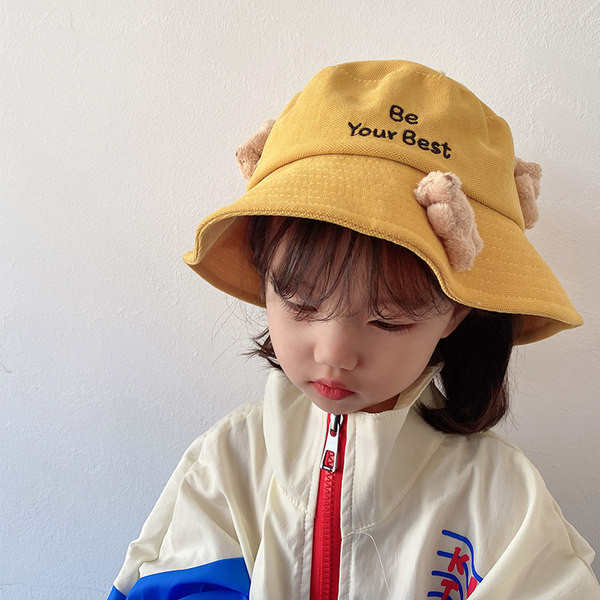 Vaikiška tekstilinė kepurė su 3D elementais