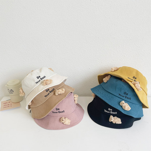 Vaikiška tekstilinė kepurė su 3D elementais