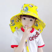 Vasarinė kepurė su spalvotomis aplikacijomis ir dideliu krašteliu