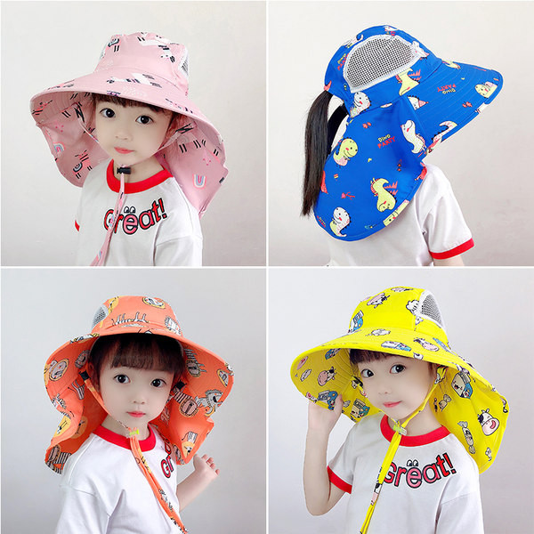 Vasarinė kepurė su spalvotomis aplikacijomis ir dideliu krašteliu