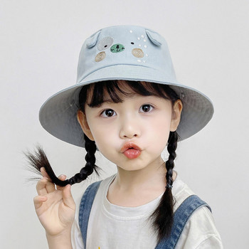 Детска шапка тип рибарска с цветна бродерия
