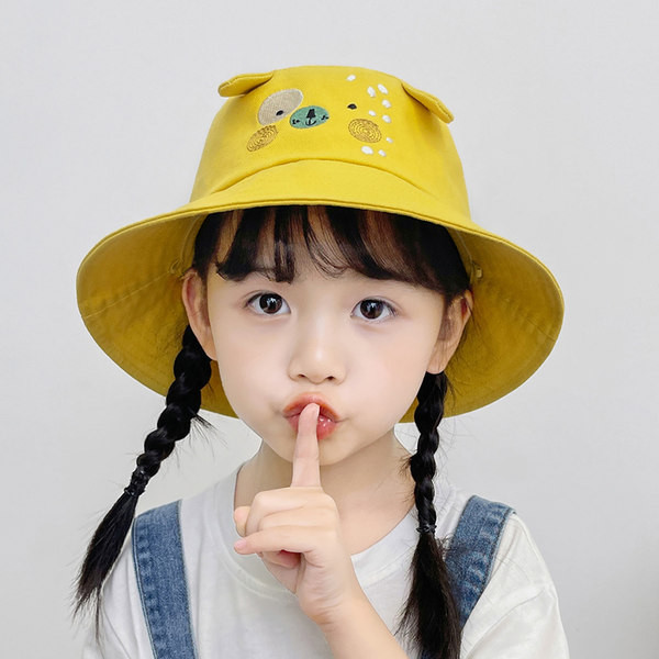 Värvilise tikandiga laste kalamüts