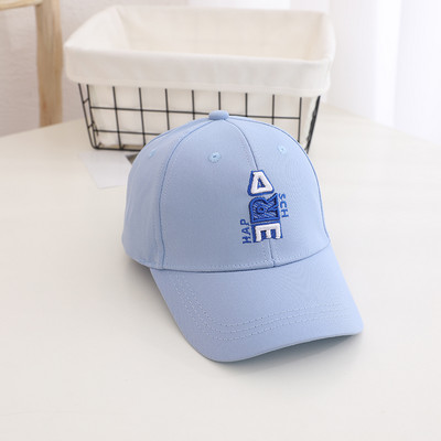 Καθημερινό παιδικό ρυθμιζόμενο καπέλο με γείσο και κεντητή επιγραφή