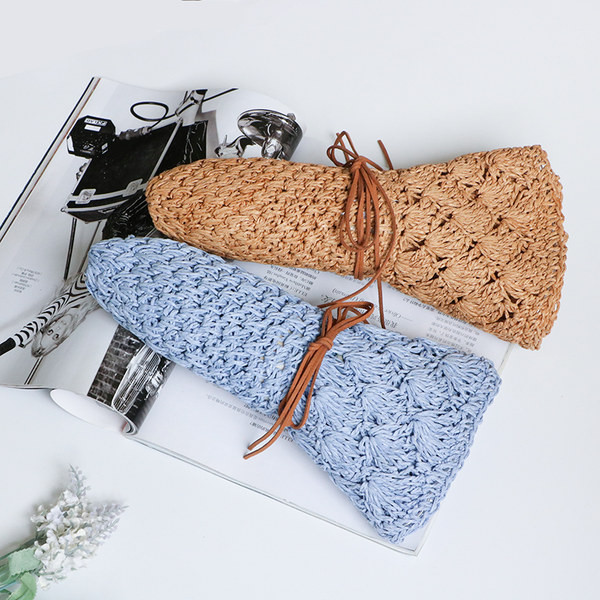 Laia äärega õlgkübar