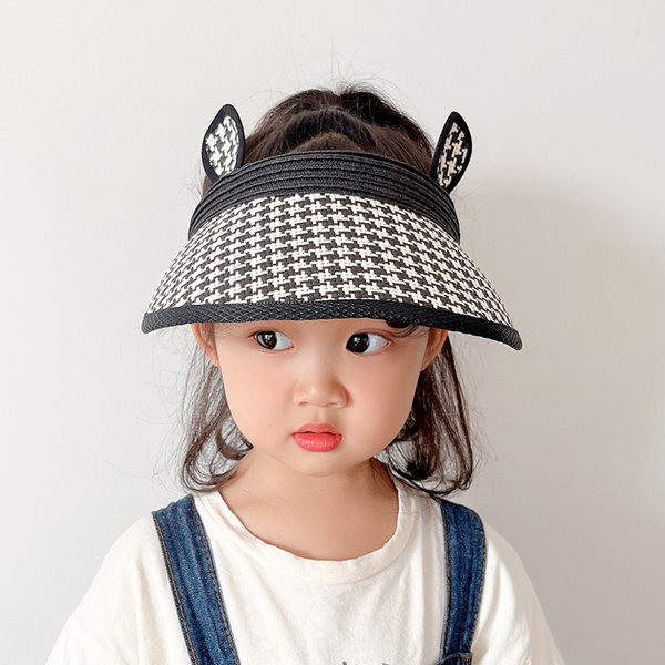 Ruuduline aasadega tekstiilist visiir