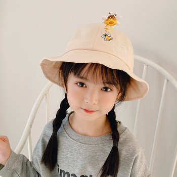 Детска шапка тип рибарска с бродерия за момичета
