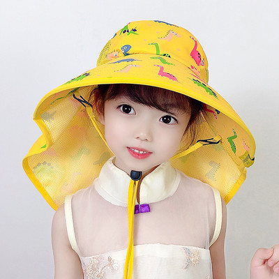 Narmaste ja lipsudega lastemüts-tüdrukutele