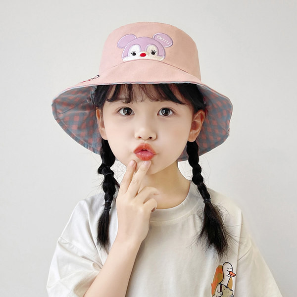 Παιδικό υφασμάτινο καπέλο με χρωματιστό κέντημα