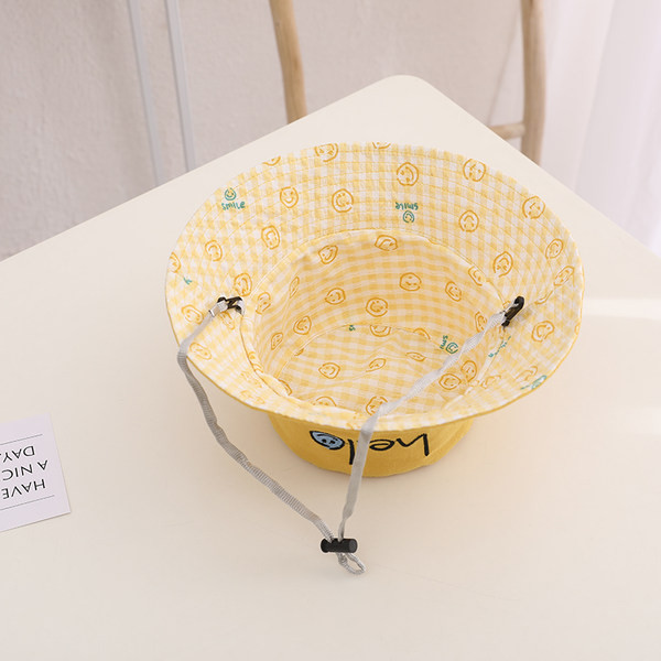 Καθημερινό παιδικό καπέλο με κεντητή επιγραφή