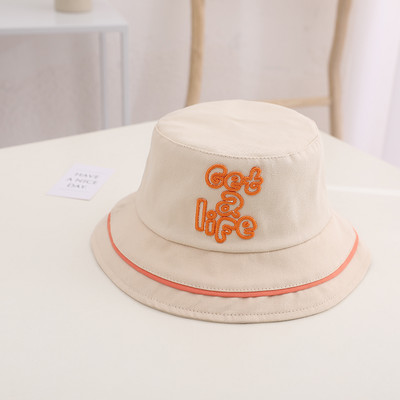 Päikesekaitsega lastemüts tikandiga