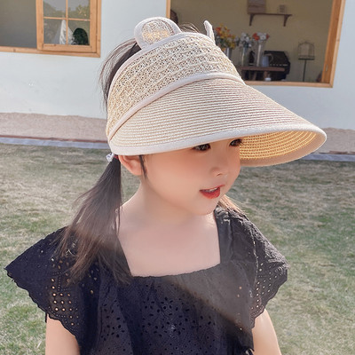 Uus mudel suvine õlgkübar kõrvade ja visiiriga