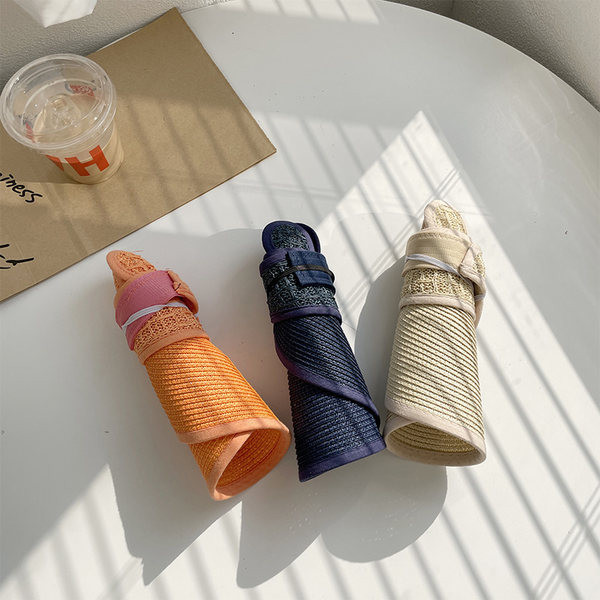 Uus mudel suvine õlgkübar kõrvade ja visiiriga