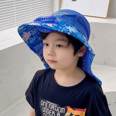 Laia ääre ja lehvikuga suvemüts