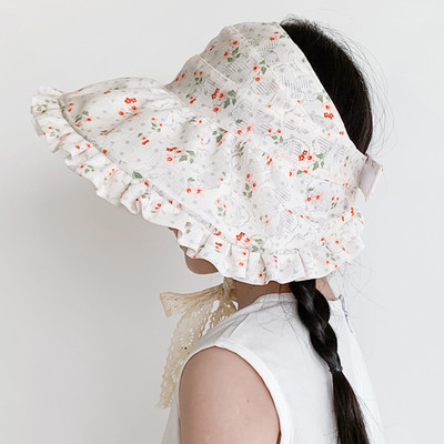 Ljetna kapa za djevojčice sa cvjetnim motivima i vezama