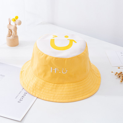 Tekstiilist laste kalamüts kirjaga