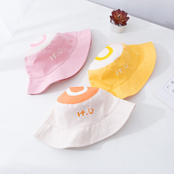 Tekstiilist laste kalamüts kirjaga