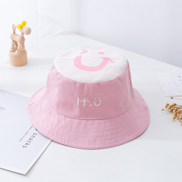 Tekstiilist laste kalamüts kirjaga