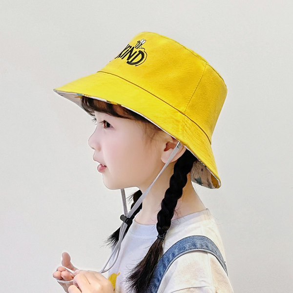 Laste kalamüts narmaste ja tikitud kirjaga